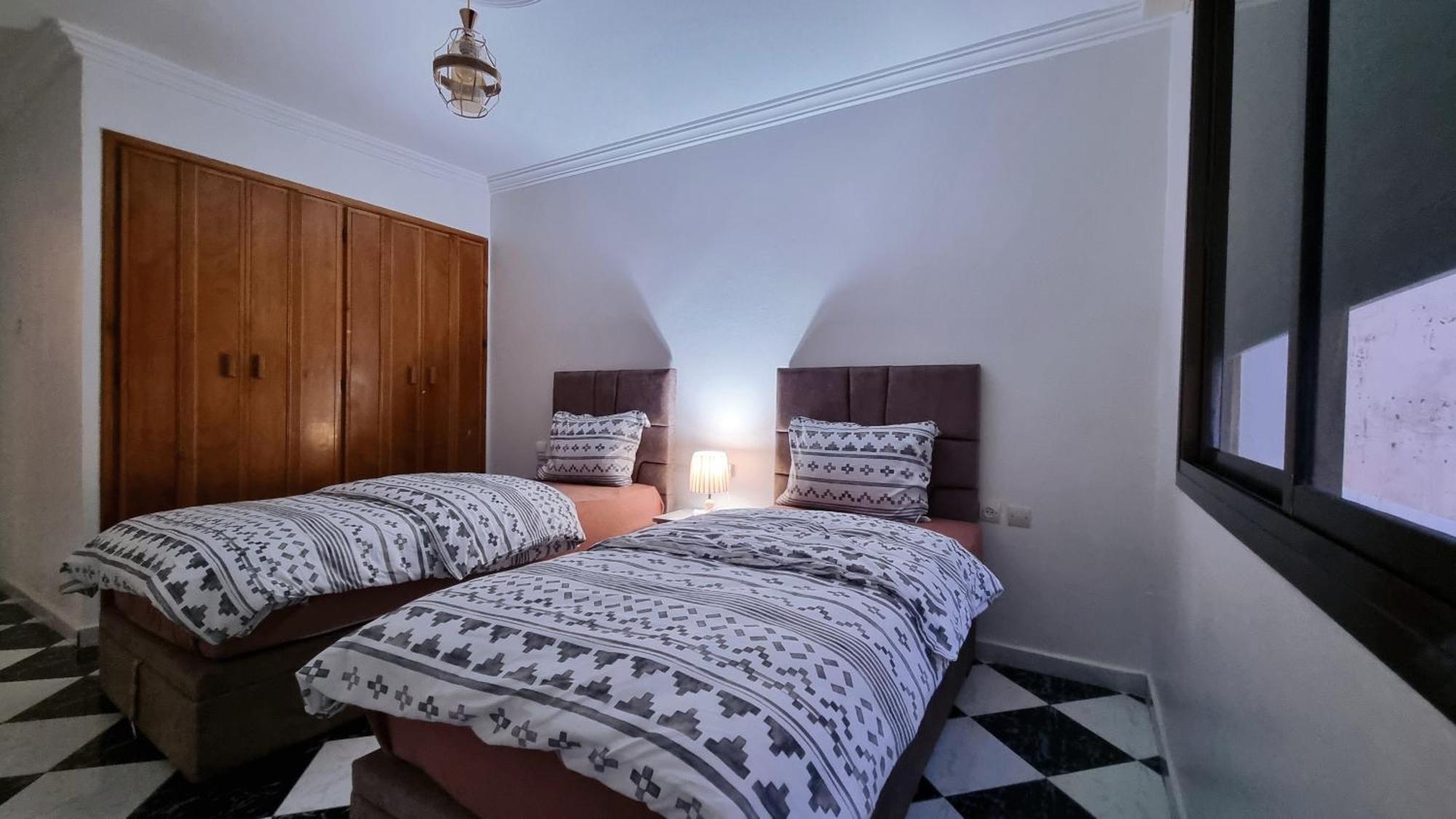 Luxury Sea And Marina View Apartment Танжер Екстериор снимка